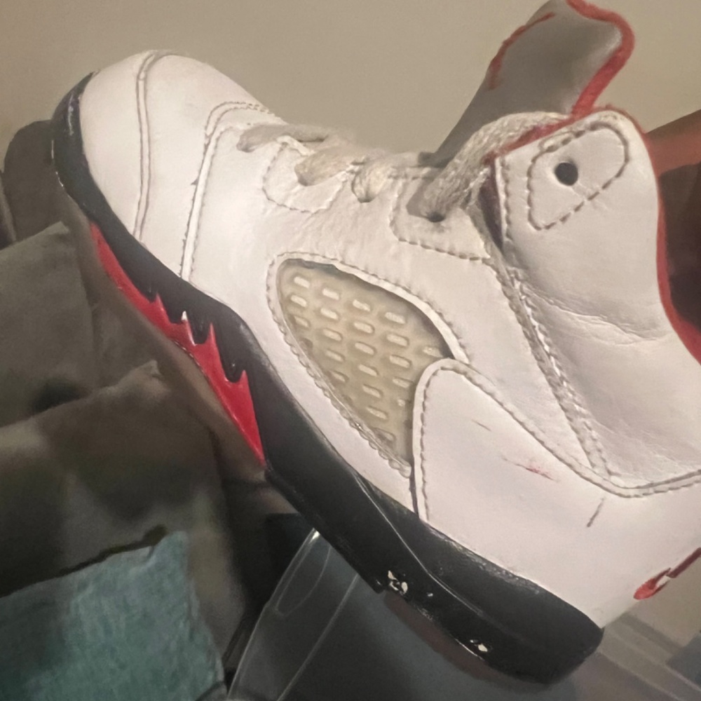Jordan Retro 5 - Picture 3 of 5